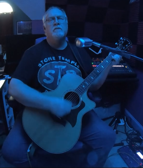 Home taylor mic front